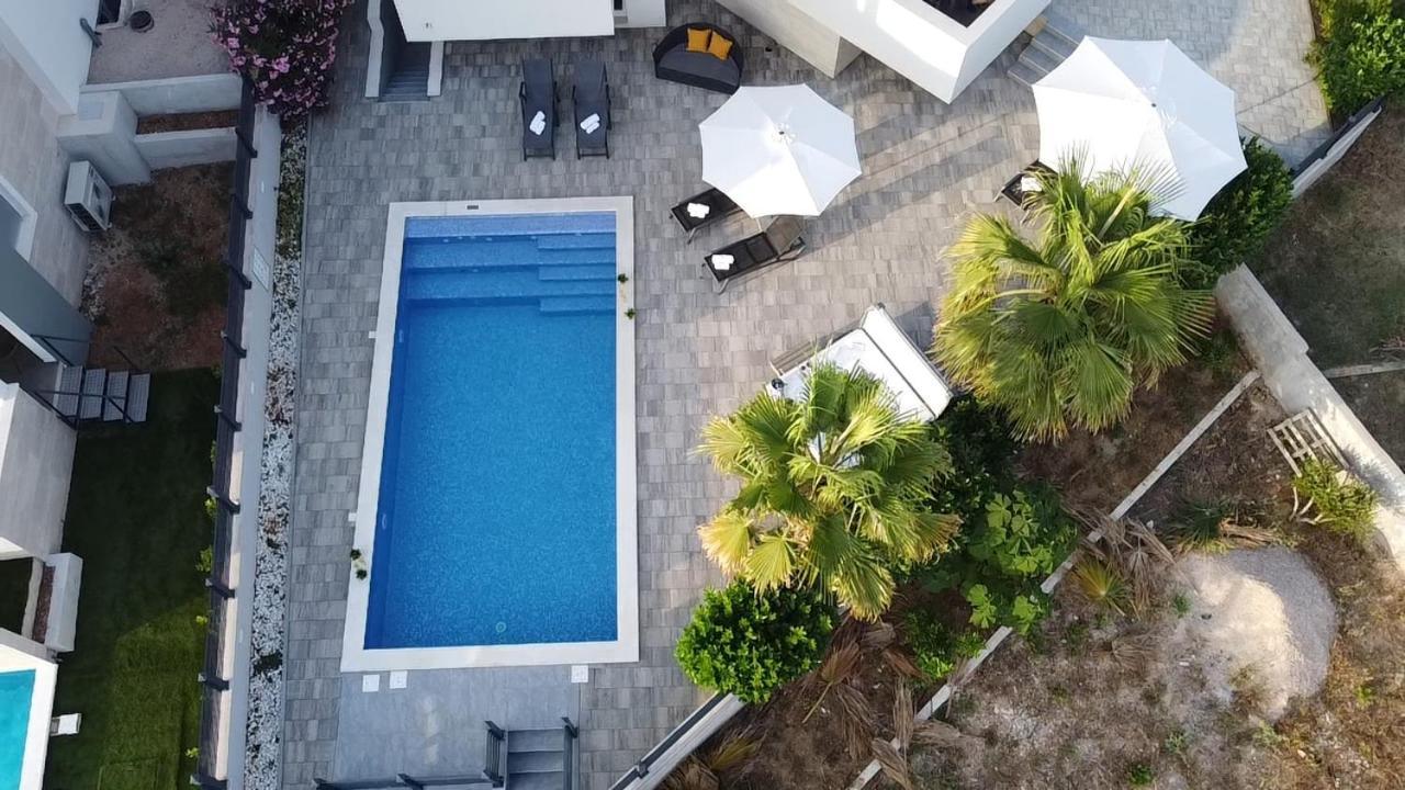 Apartments Pool Villa Aldura Novalja Exterior photo